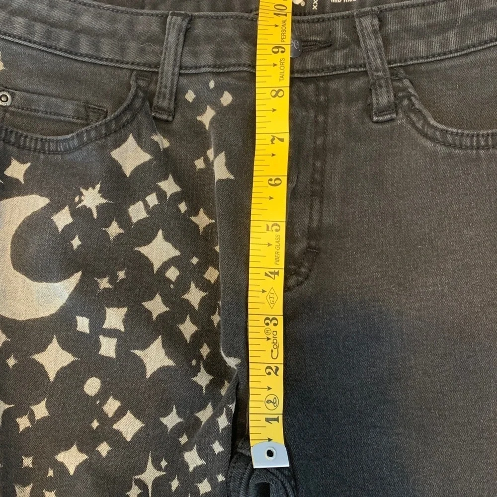Lee Dark Gray black Boot Cut regular fit Jeans midrise stars and moons size 6